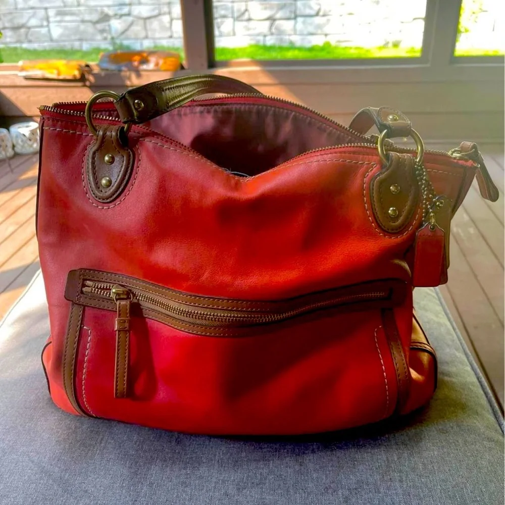 Handbag - Picture 1 of 3
